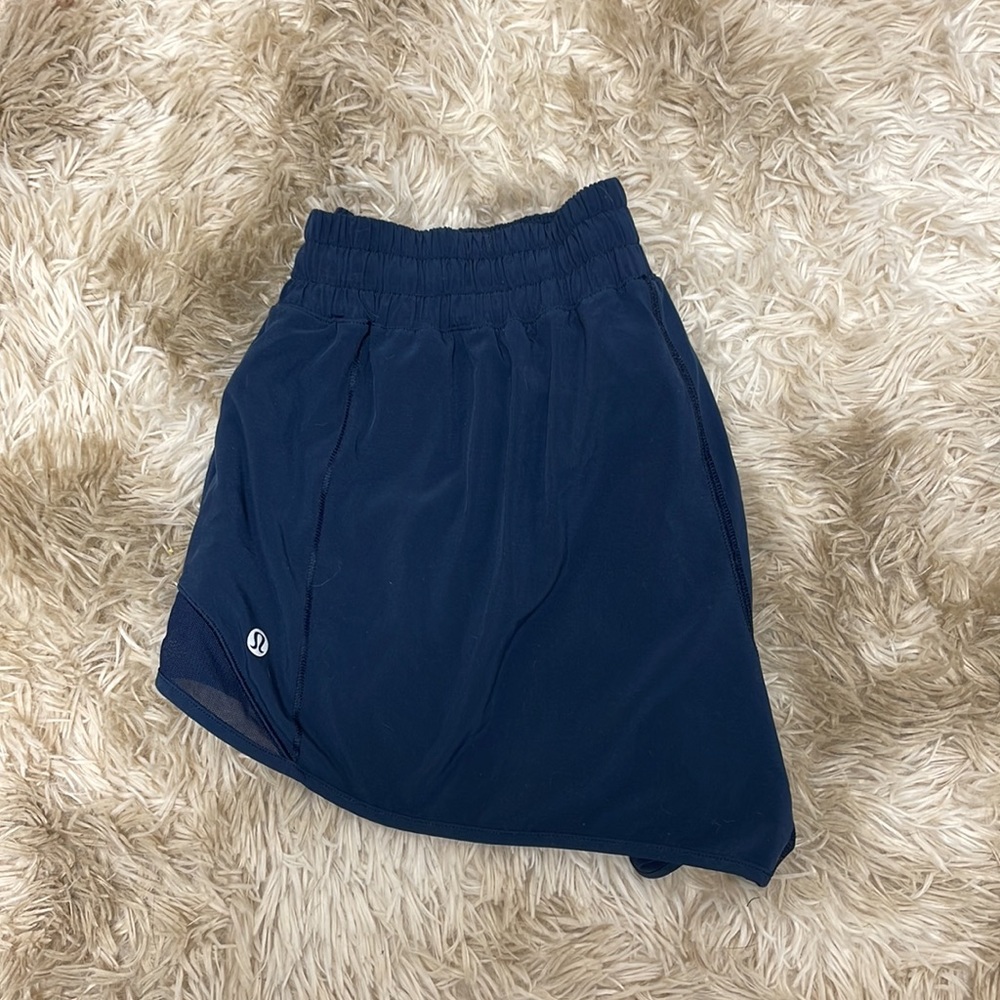 LULULEMON ACTIVE SHORTS - Picture 1 of 2
